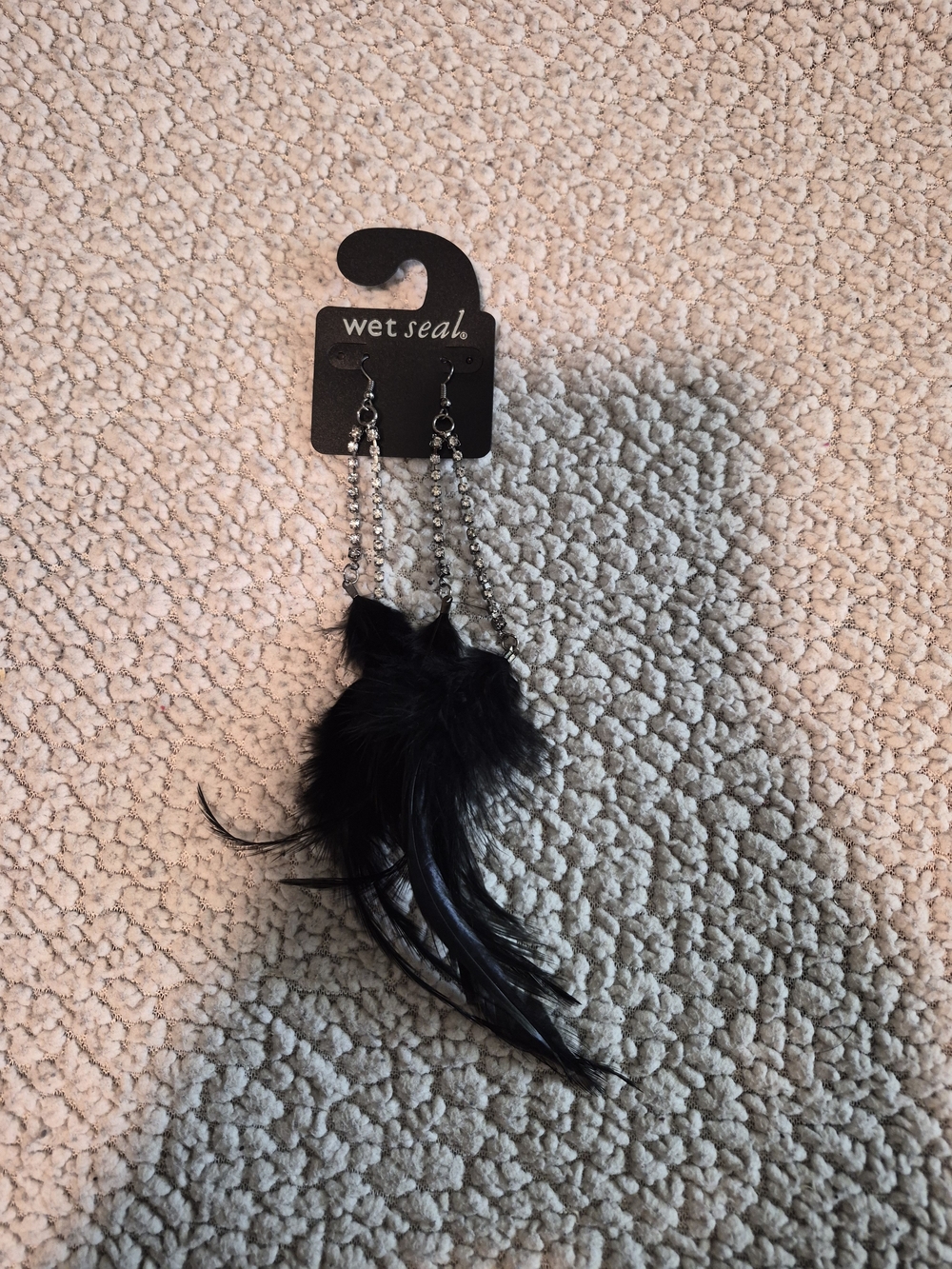 NWT Vintage Wet Seal Y2K Rhinestone Feather Dangle Earrings